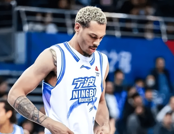 开云登录网址入口-宁波冲突后续！兹利已走人，刘家成更衣室下令：破坏团队就滚蛋！|贝兹利|体育比赛|球队|比赛|数据_新浪体育_新浪新闻